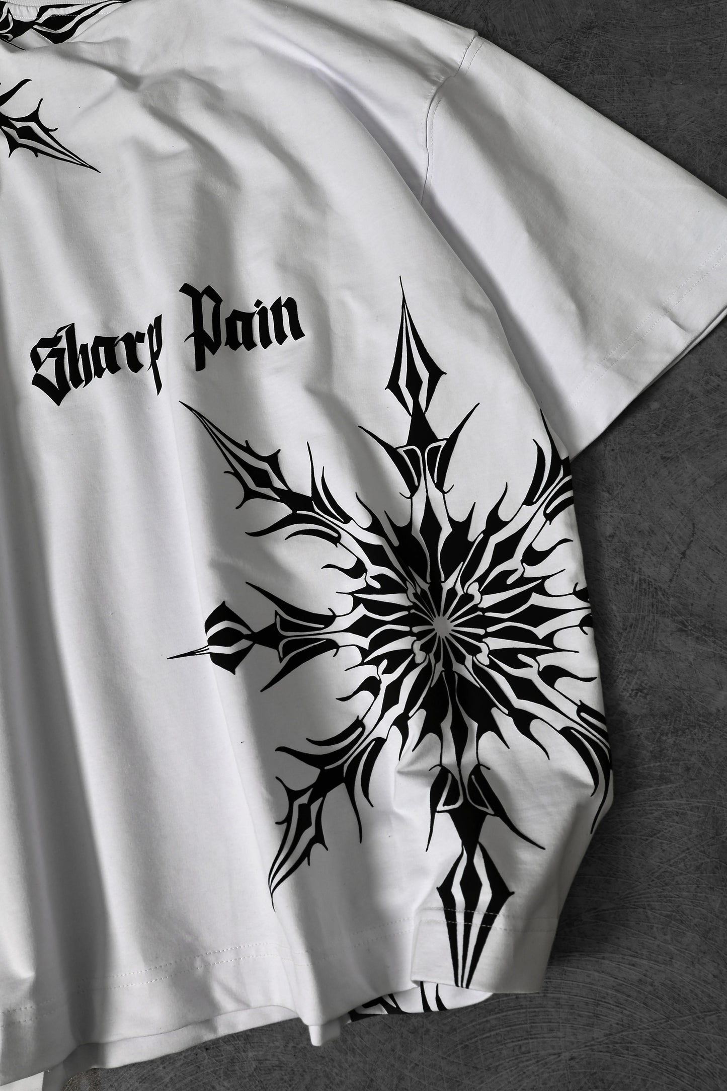 " Sharp Pain " Oversized Tee