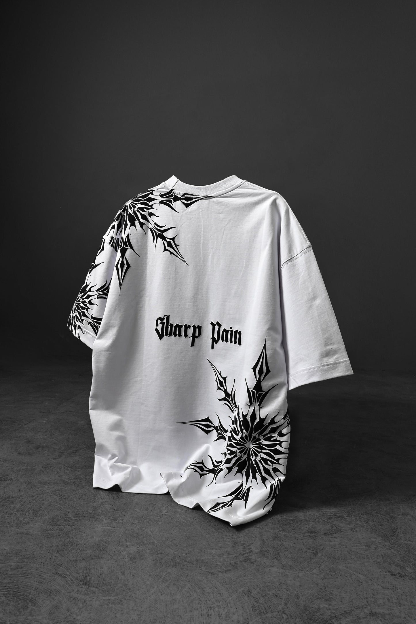 " Sharp Pain " Oversized Tee