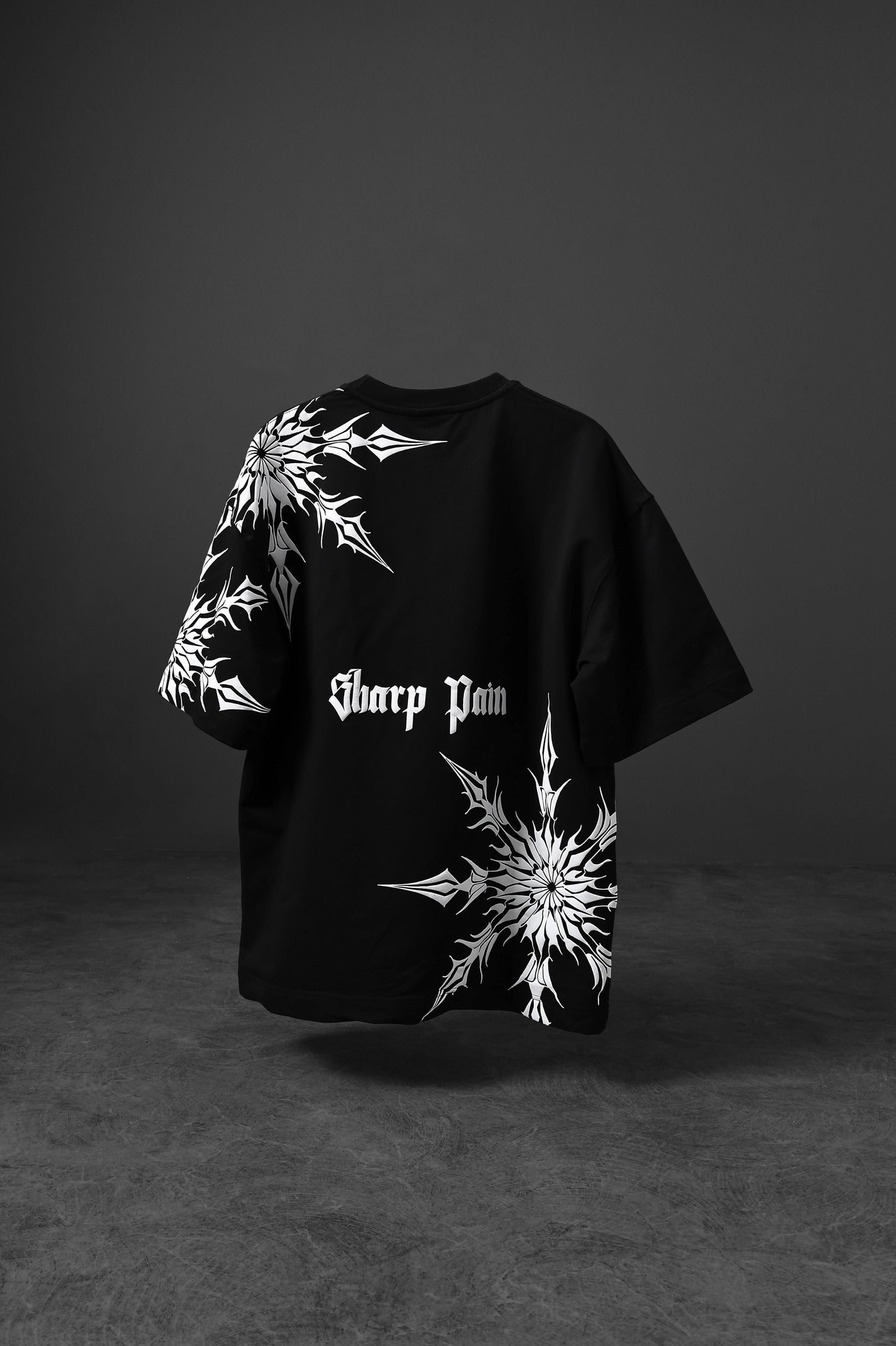 " Sharp Pain " Oversized Tee