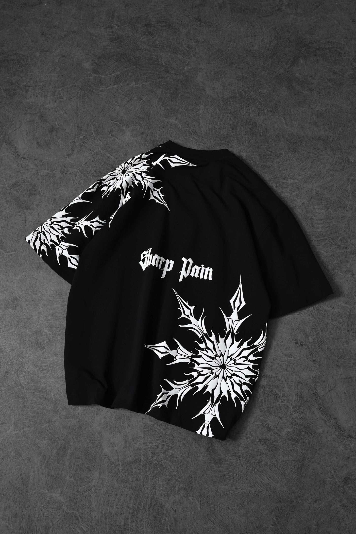 " Sharp Pain " Oversized Tee