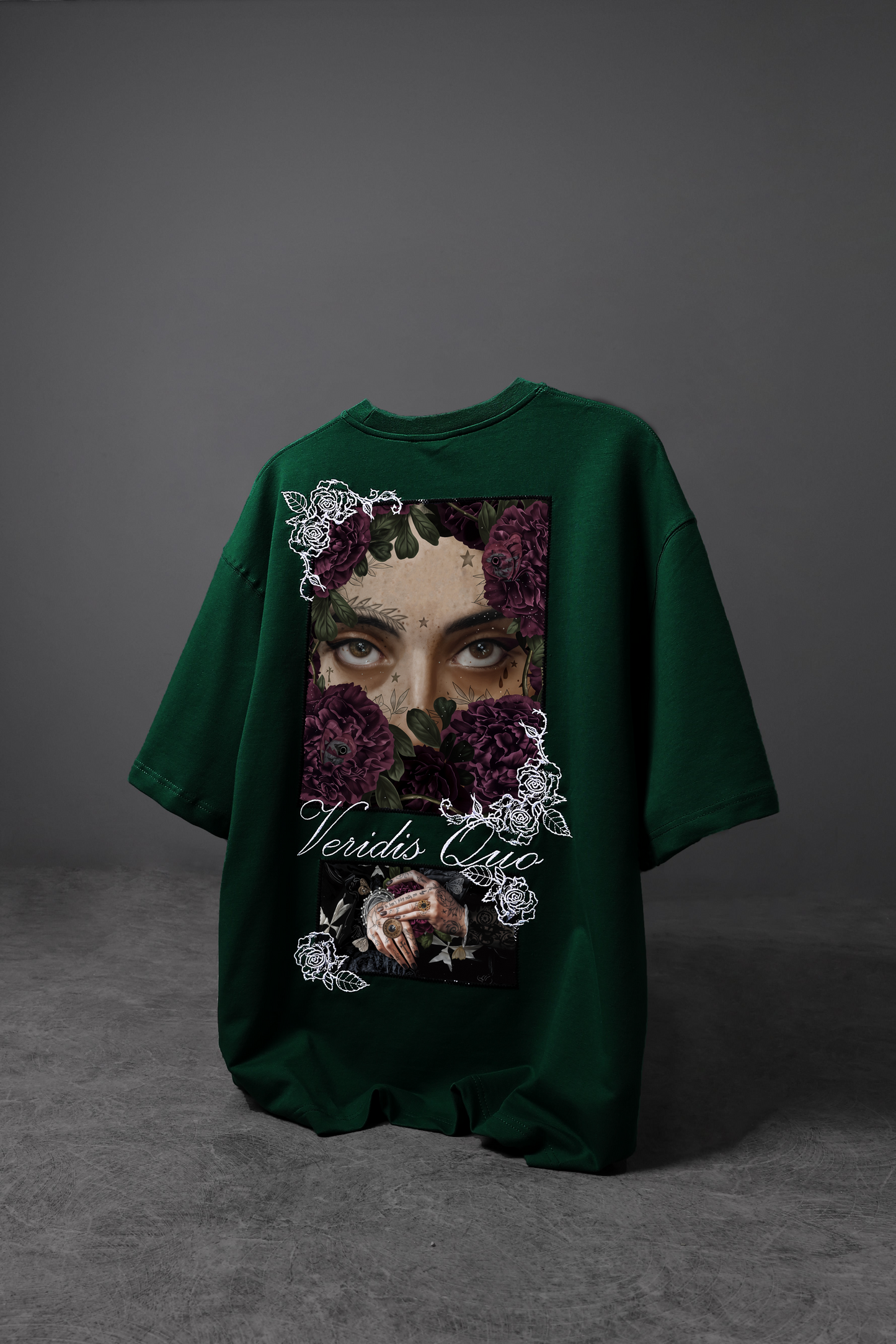 " Veridis Quo " Oversized Tee