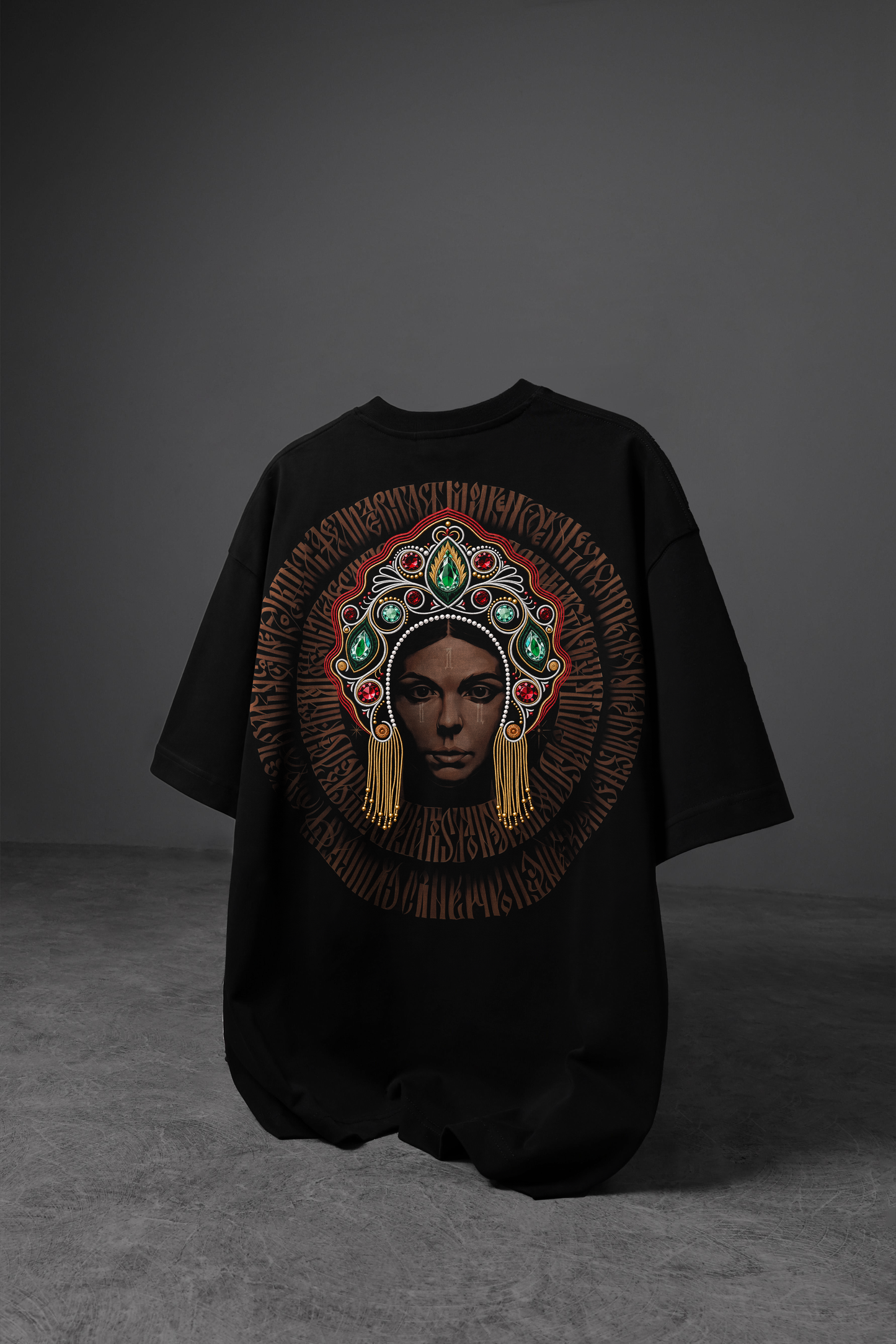 " Silent Queen " Acid-Printed Oversized Tee