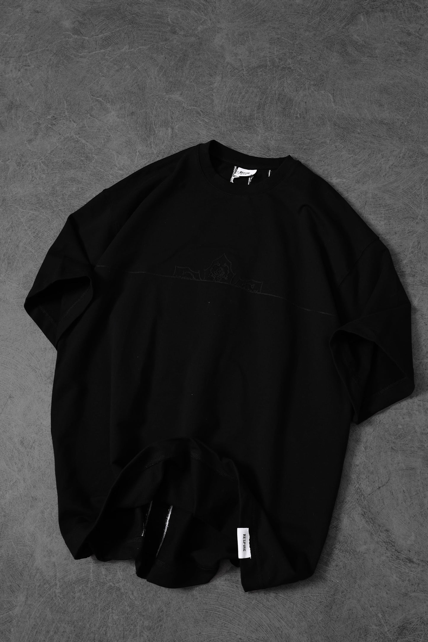" Classic Waves " Oversized Tee